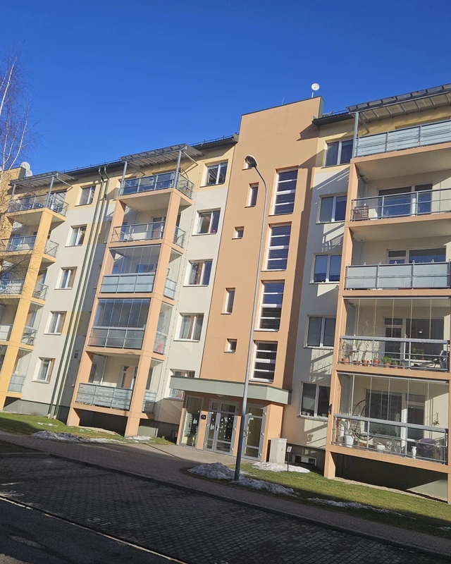 Trīs istabu dzīvoklis Mežciemā